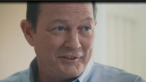 Veteriner dermatolog Dr. Craig Griffin, cilt sağlığını etkileyen GI sorunları ve gıda alerjilerinin belirtilerini tartışıyor